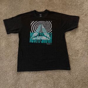 Mens Reebok Tee Size Large